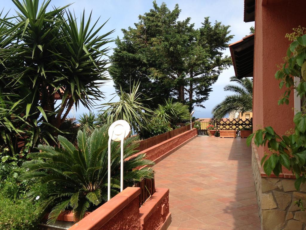 B&B Villa Di Giorgi Cefalu Exterior photo