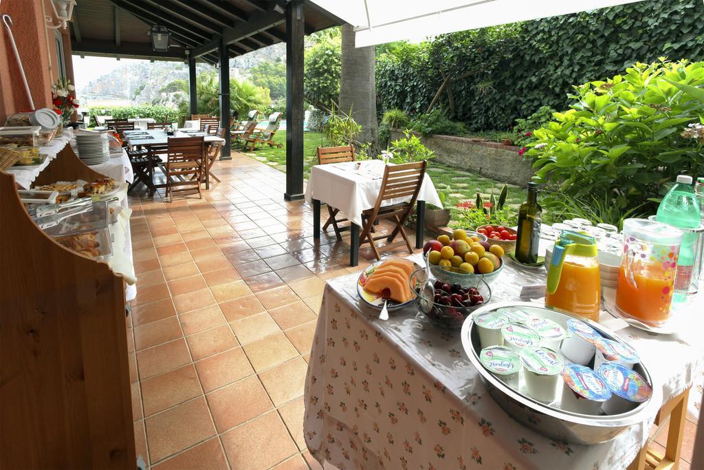 B&B Villa Di Giorgi Cefalu Exterior photo